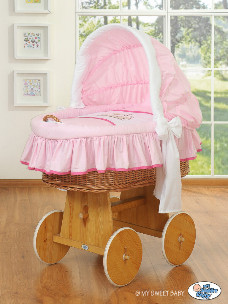 Pīts Mozus grozs ar jumtiņu Lācītis Barnaba, rozā — modelis 58962-800