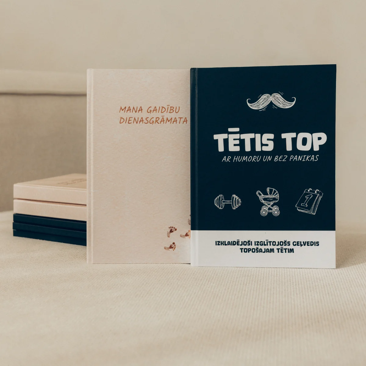 MUNA gaidību dienasgrāmatas topošajām mammām un tētiem