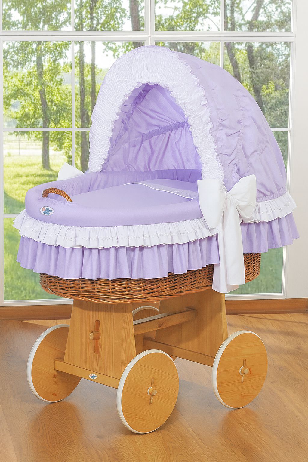 Moses Basket Wicker hood crib Bellamy - natural + lila bedding