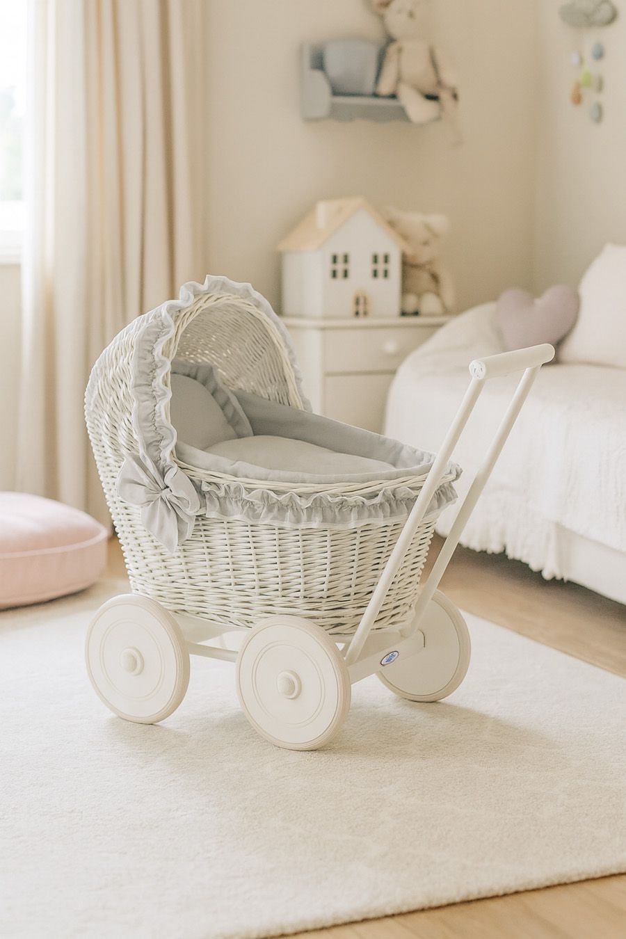 Wicker doll pushchairwhite with grey bedding and soft padding CHIARA — modelis 71702-523