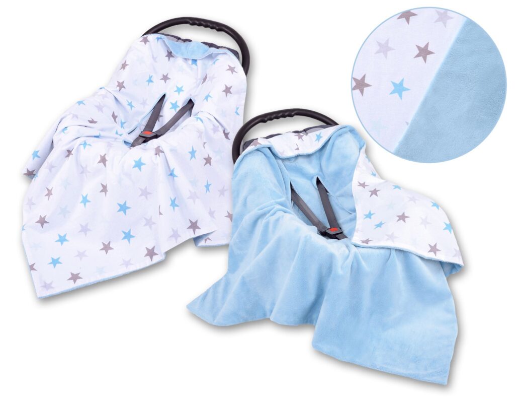 Liela abpusēja sega mazuļa autokrēsliņam – pelēkas un zilas zvaigznītes