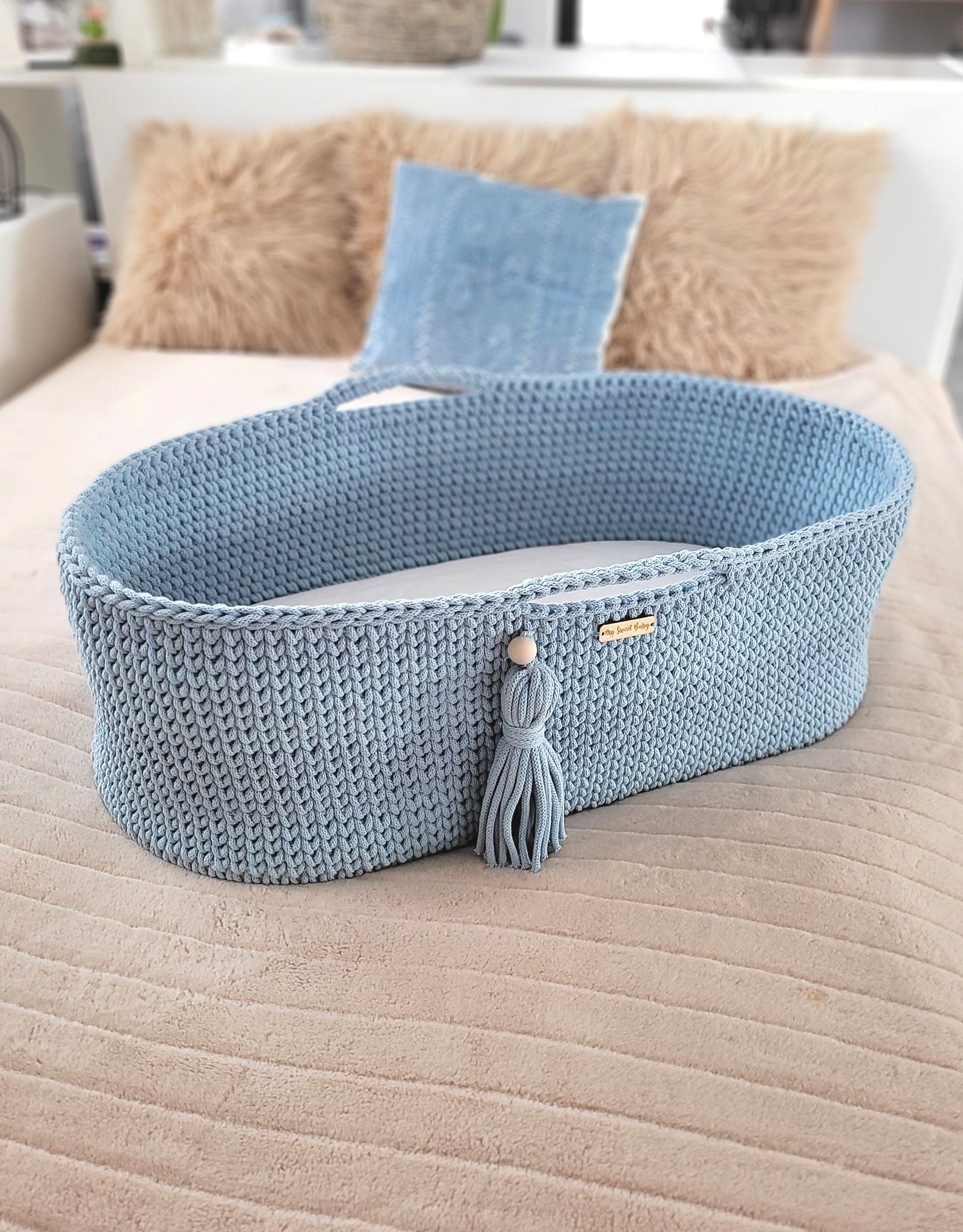 Moses basket BOHO Handmade cotton with mattress - misty blue