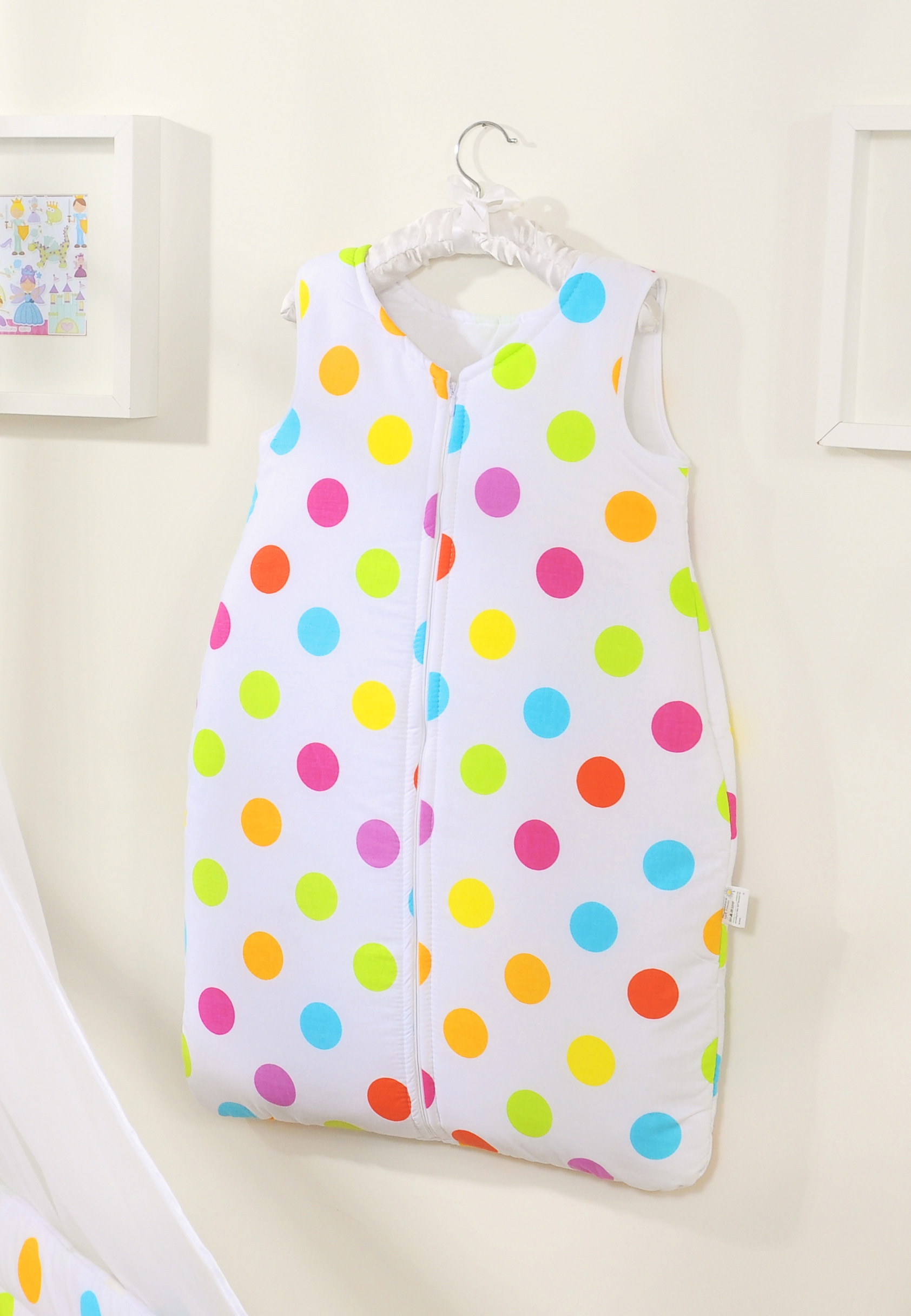 Cotton sleeping bag for children, size M, 6-12 months, TOG 2.5, all-season, brigt dots on white