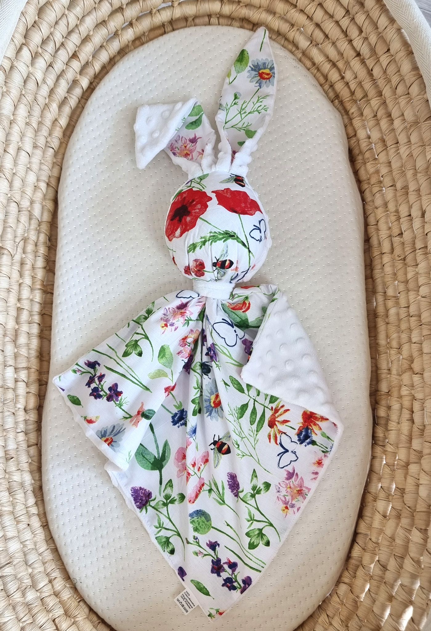DOUDOU abpusējs mīļzaķītis no kokvilnas un minka auduma – pļava, balts