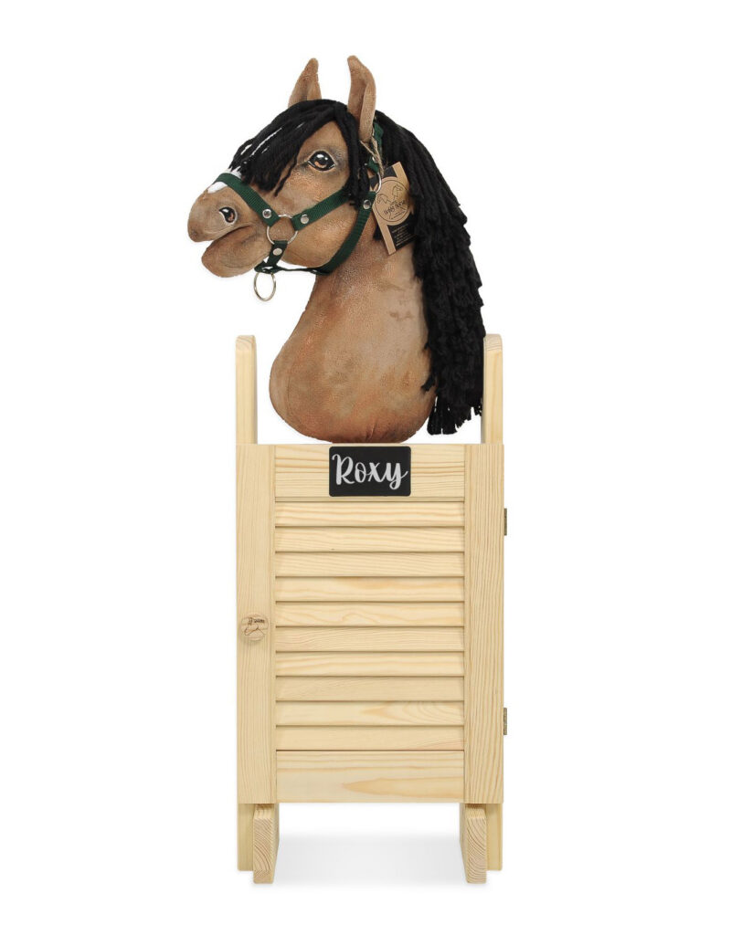 Large single Hobby Horse stable with door